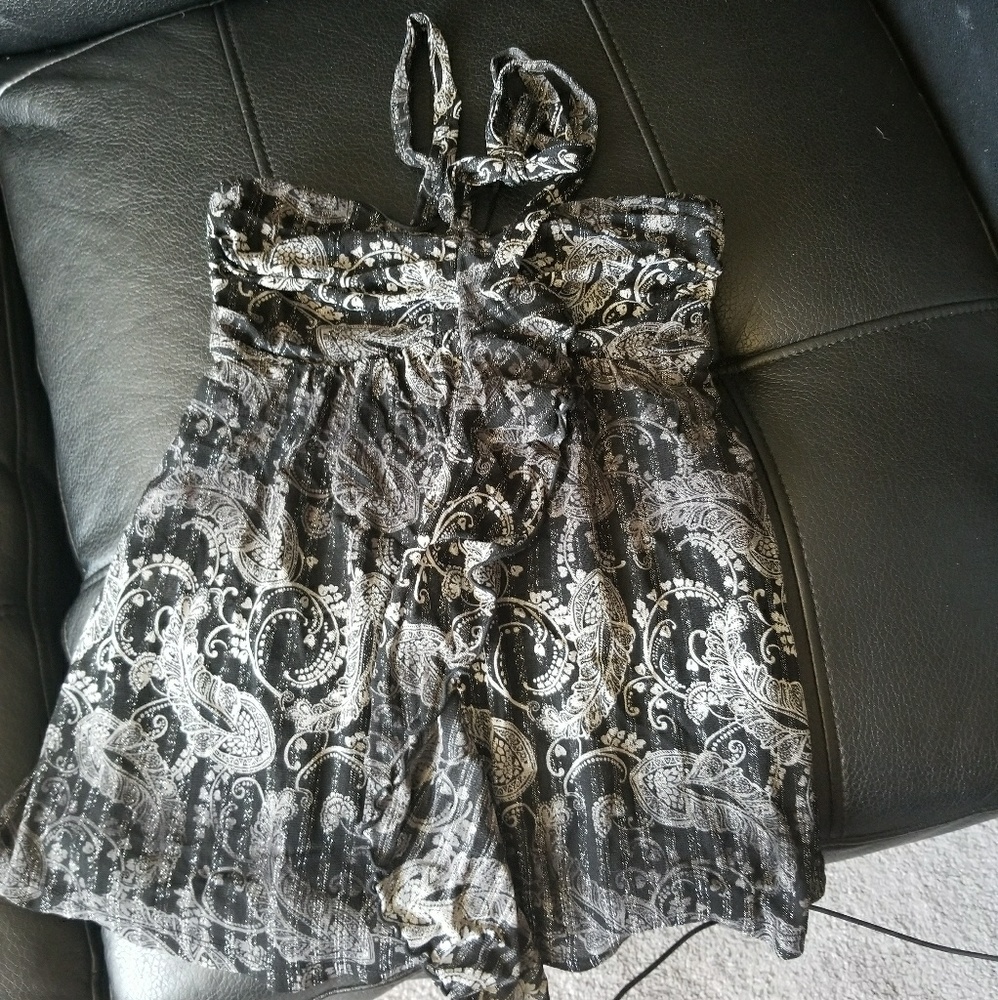 Express strapless top